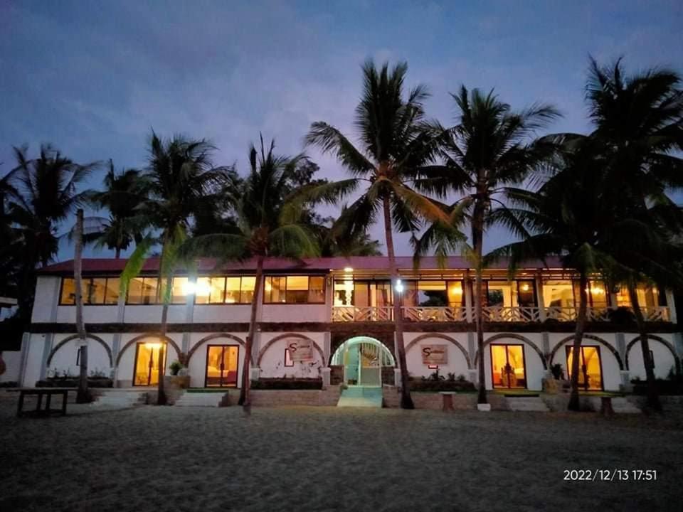 Sunbloom Beachfront Hotel And Restaurant Zambales Sinabacan Eksteriør bilde